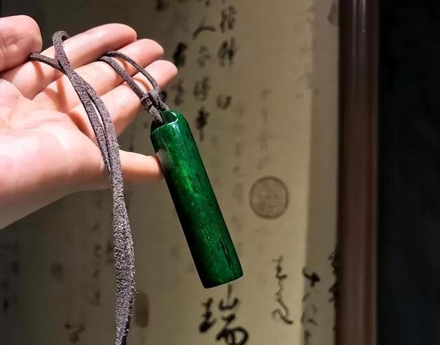 文玩|这两年文玩界火热的虬龙角实际多少钱一克?