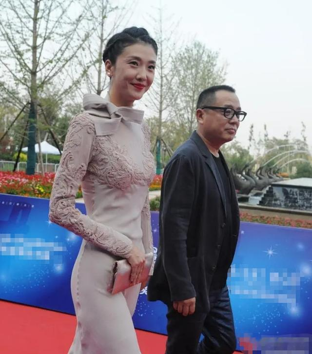 倪景阳:39岁冒险产子,身高182嫁165的谢晖,如今她过得怎么样呢