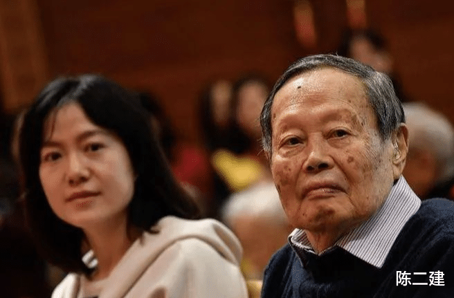 翁帆被疑“间谍”,真相来了!杨振宁束手无策管不了,如何收场?