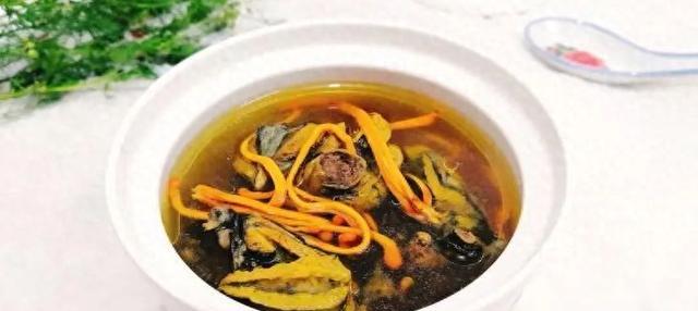 |气血不足百病生，建议秋季常吃五道菜，滋养气血，增强免疫