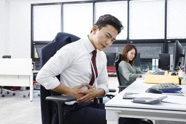 伤胃就是伤命!5个坏习惯是胃癌“元凶”,若有一个,尽早改掉吧