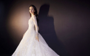 裴安安以为夺走了我的所有，我咧嘴笑：那都是我施舍给你的