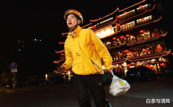 美团|美团骑手招满，上岗要关系？