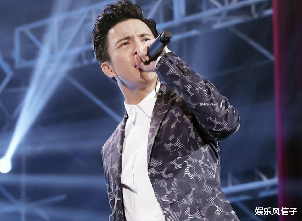 |好声音录制人员爆猛料：多名导师收转腚费，疑为薛之谦被针对原因