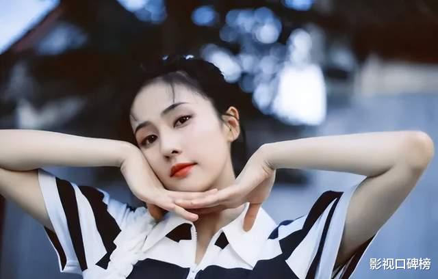 《以爱为营》和《宁安如梦》数据亮眼，白鹿能否跻身为大流量花？