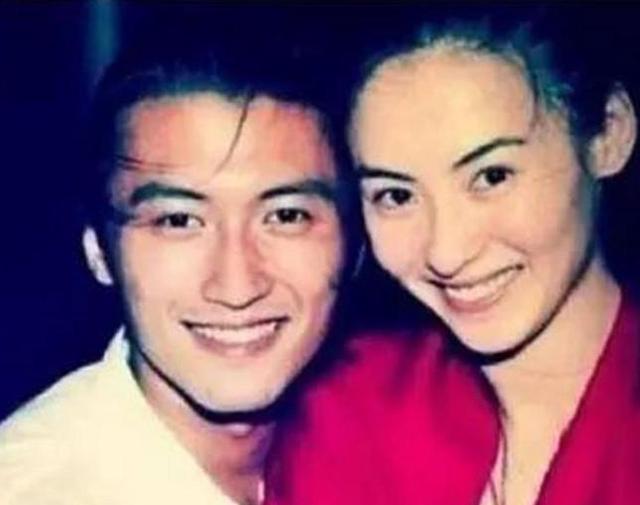 只顾自己快活？谢霆锋圣诞节陪王菲过，长子不顾父亲颜面暗怼继母