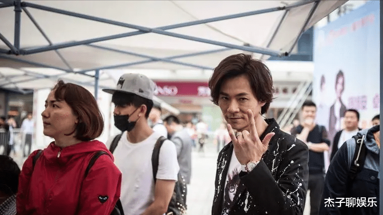 台湾天王杨培安的一封邮件，引爆整个娱乐圈