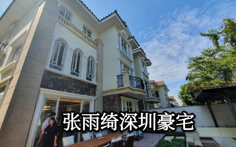 “壕无人性”的9位女星:有钱都养不起,她们消费高到你想象不到