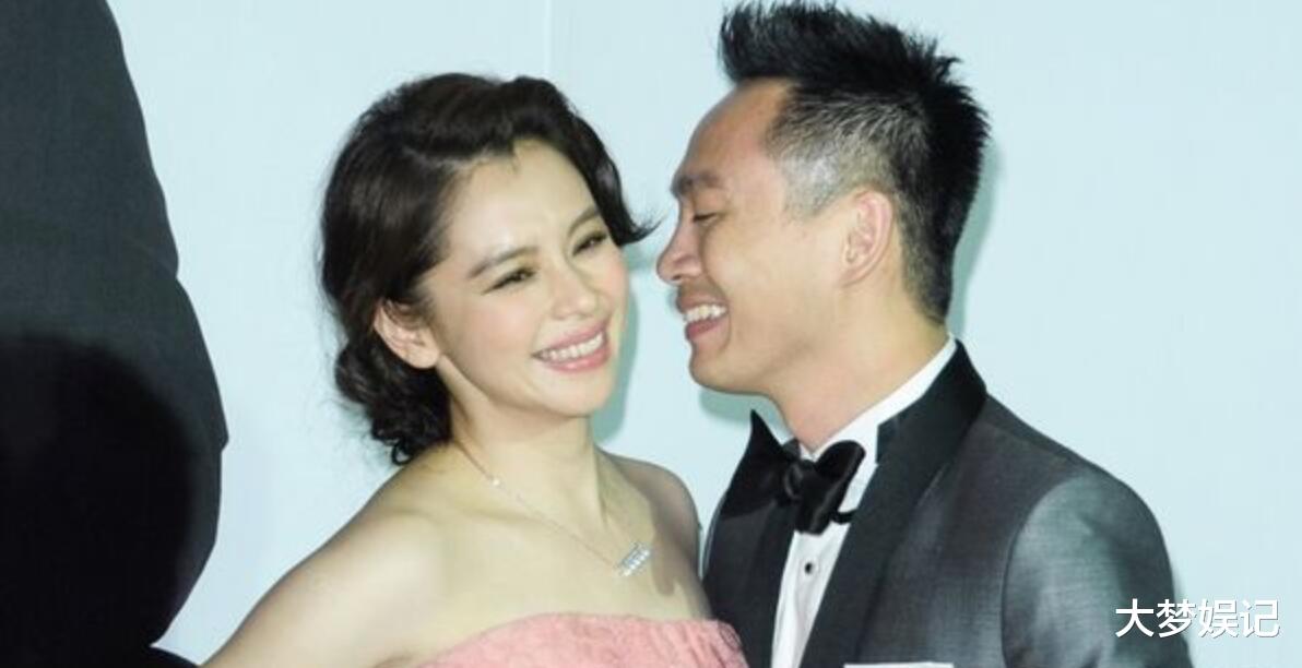 2023年10对离婚明星！徐若瑄9年情破裂，Makiyo终结14个月短命婚