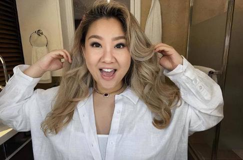 郑欣宜失踪5个月后露面，暴瘦90斤后太像郑少秋，如今官宣复出