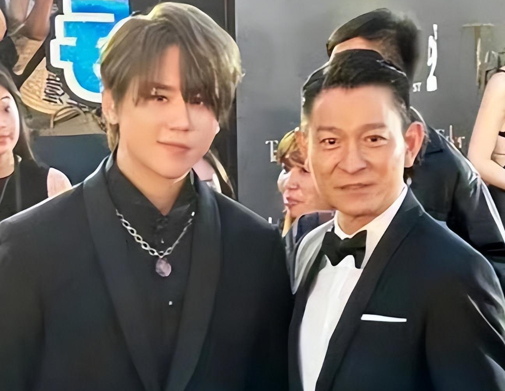 姜涛|香港“顶流”姜涛的爆火和离谱热搜,让我感叹资本力量太强大