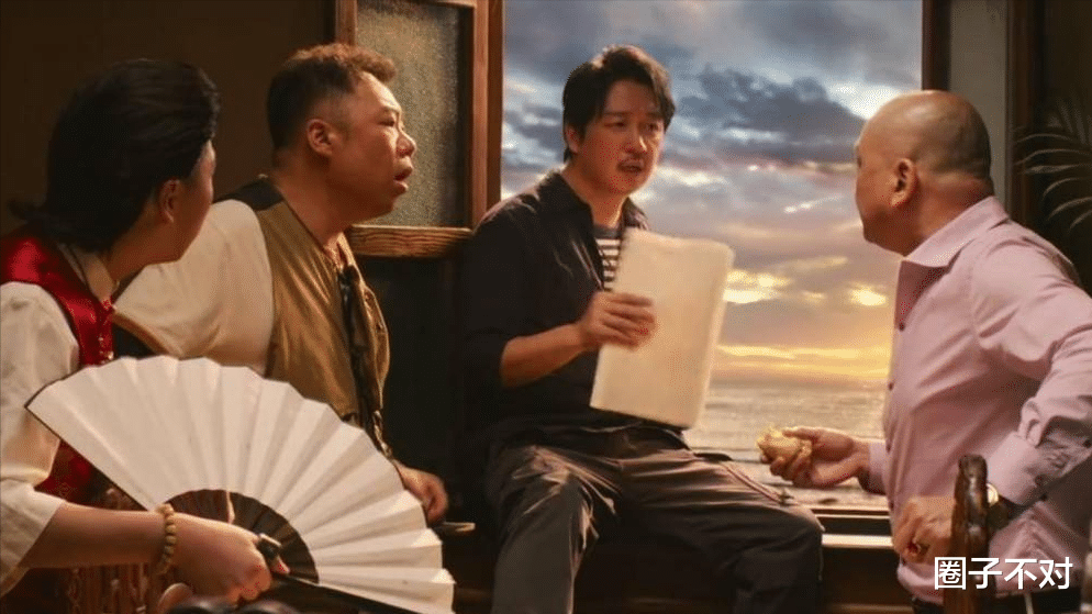 万万没想到,2023还没结束,49岁潘粤明就以这种方式打出一副王炸