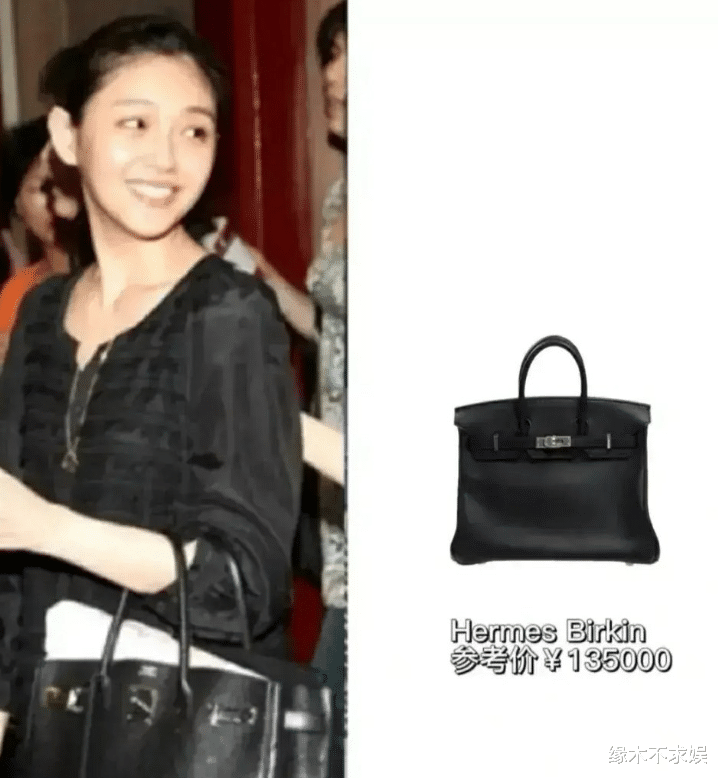 小S|小S东京被偶遇，发际线上移太尴尬，穿着朴素逛内衣店疑讨好老公