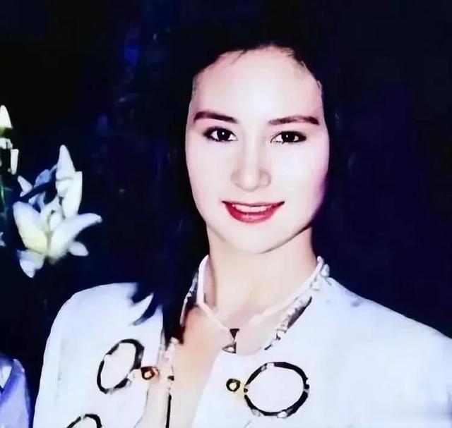 何超琼|命运捉弄人，何超琼变成女强人，一生孤独，说出和许晋享分手原因