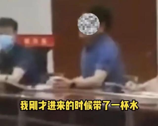 退休|一段医院视频，扯下了领导们的遮羞布