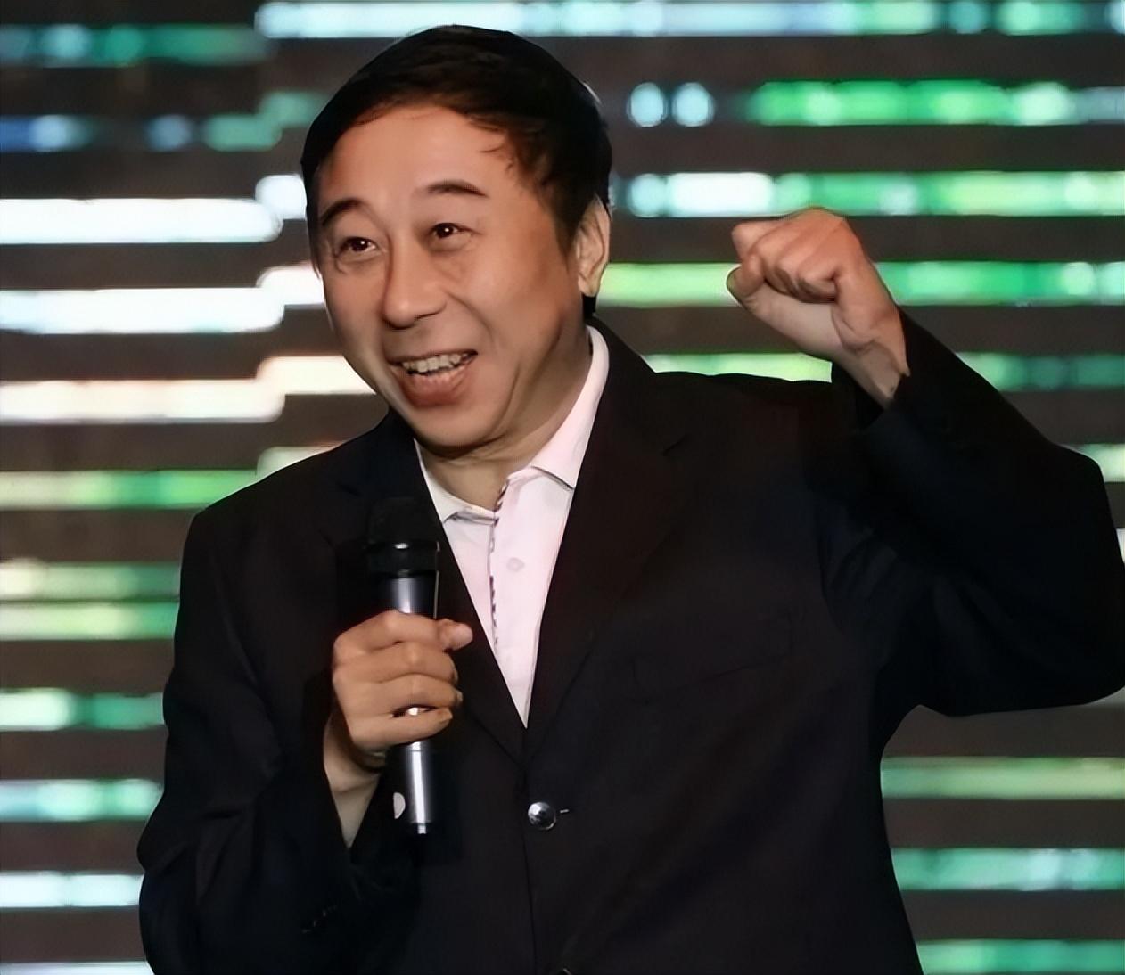 |冯巩、赵本山等人的“消失”，是春晚的悲哀，难怪现在春晚没人看