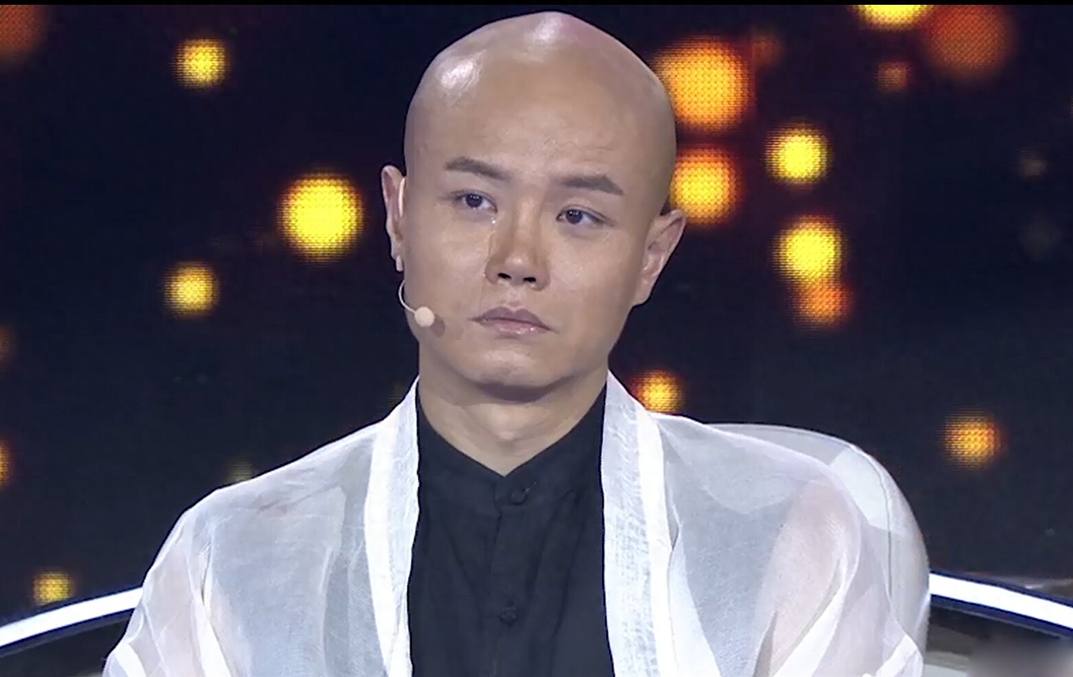 自毁前程的6位主持人,个个自我“作死”,没一个值得同情