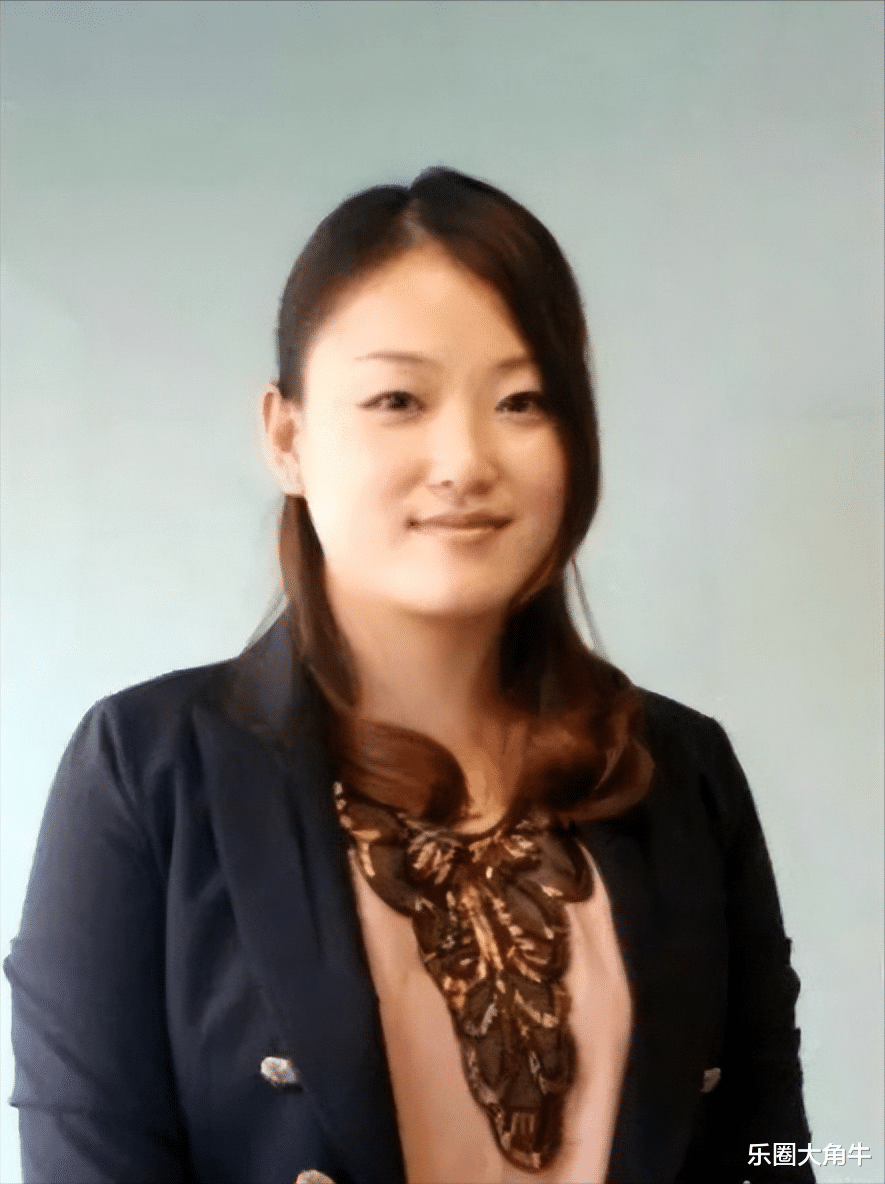 章泽天|49岁刘强东：把章泽天的女儿宠成公主，前妻生的儿子是他一生的痛