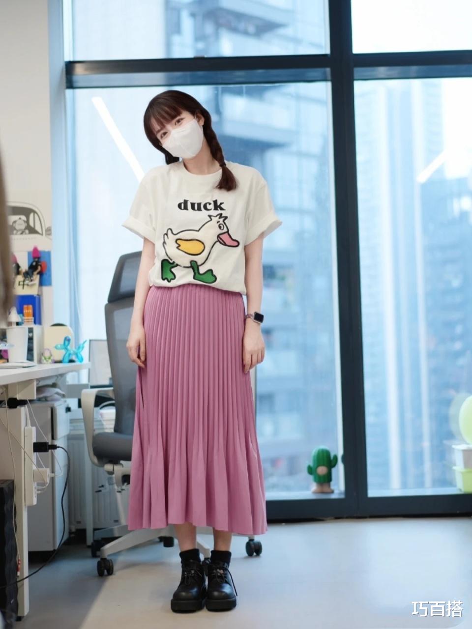 00后|00后太卷了!工作穿搭堪比小型秀场,真不愧是公认的职场纪律员