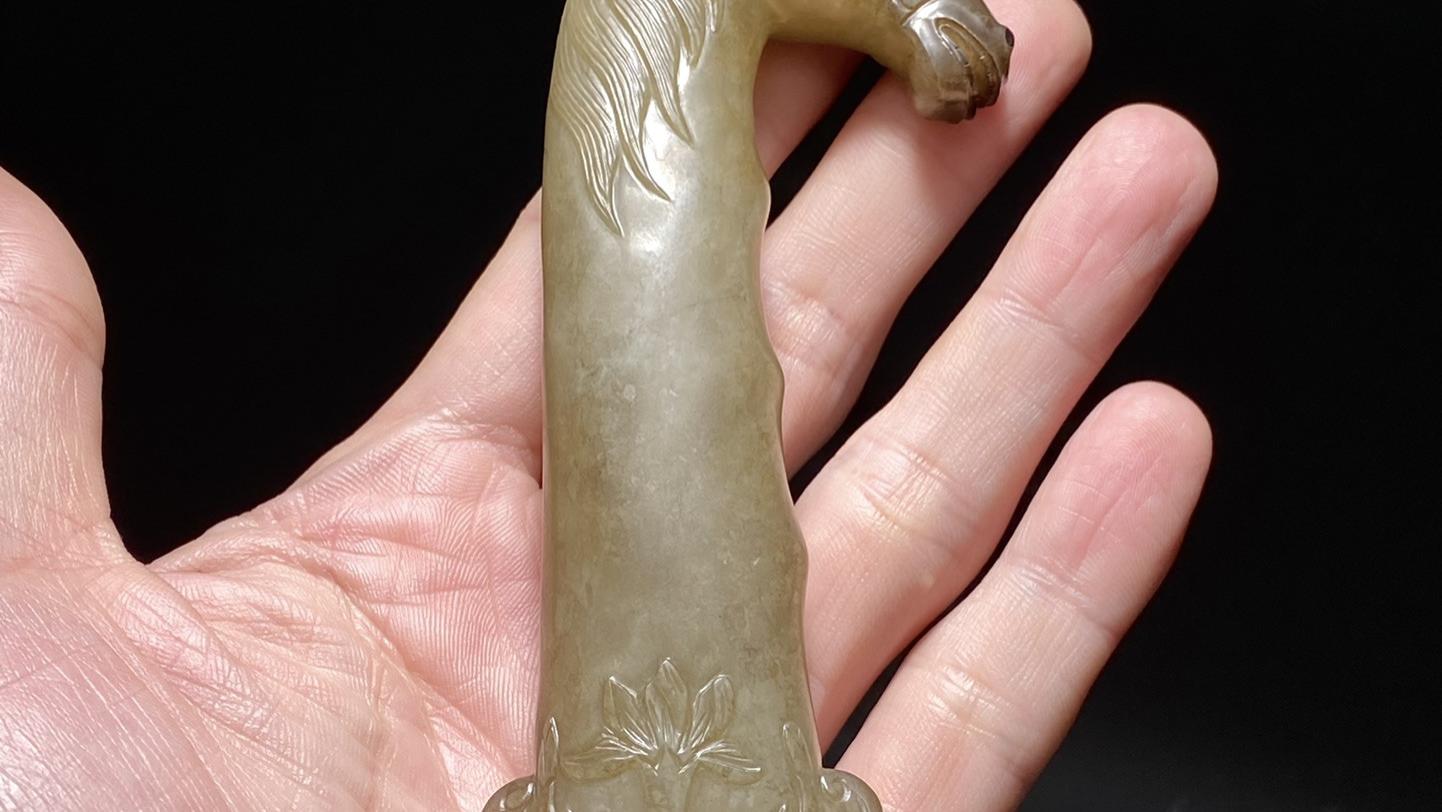 和田玉籽料|清早期 和田玉籽料 马首 刀柄 刀把 把件