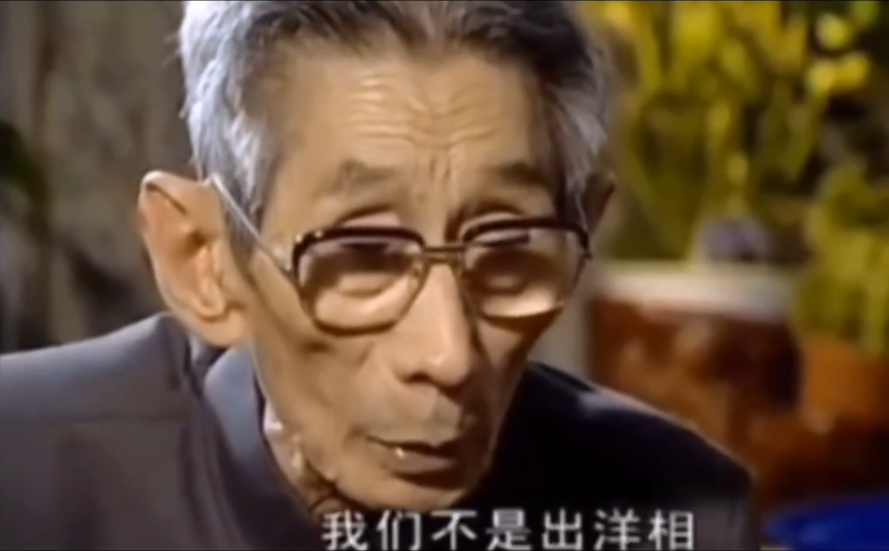 岳云鹏“爬行相声”争议大，被批黔驴技穷，孙越捧哏雪上加霜