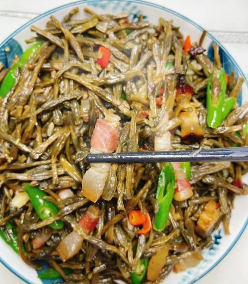 豆角|冬季，湖北人最爱吃这菜，每周焖一锅，营养又解馋，出锅就光盘了