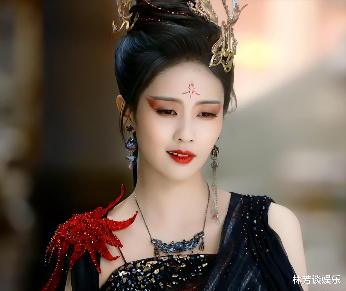 眼影 求求古装剧,别乱抹眼影了,显脏显肿,长得美也驾驭不了