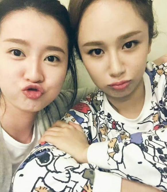 杨紫和乔欣最新聚餐同框照！她们的一些同框，八年多的友谊！