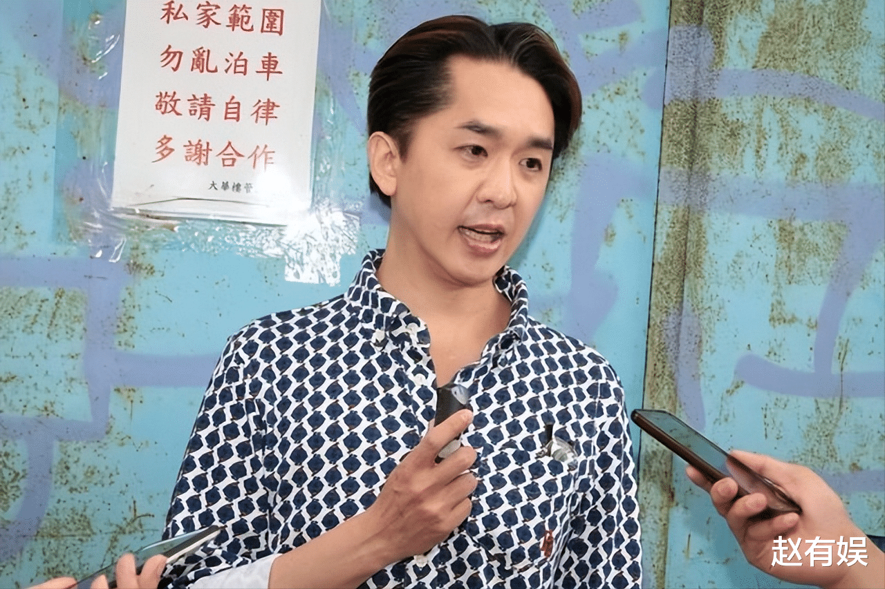 养3个女友，每人每月给50万工资，一周轮流陪2天，剩一天休息