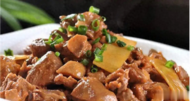 |为何只有中国炒菜，欧美人不炒菜？美教授：我们好像活在原始时代