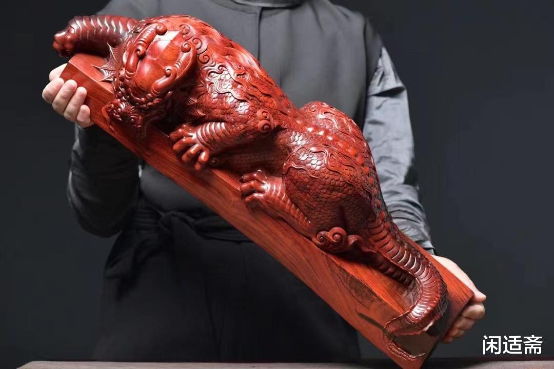 小叶紫檀|小叶紫檀木雕,招财吸金兽,蚣蝮