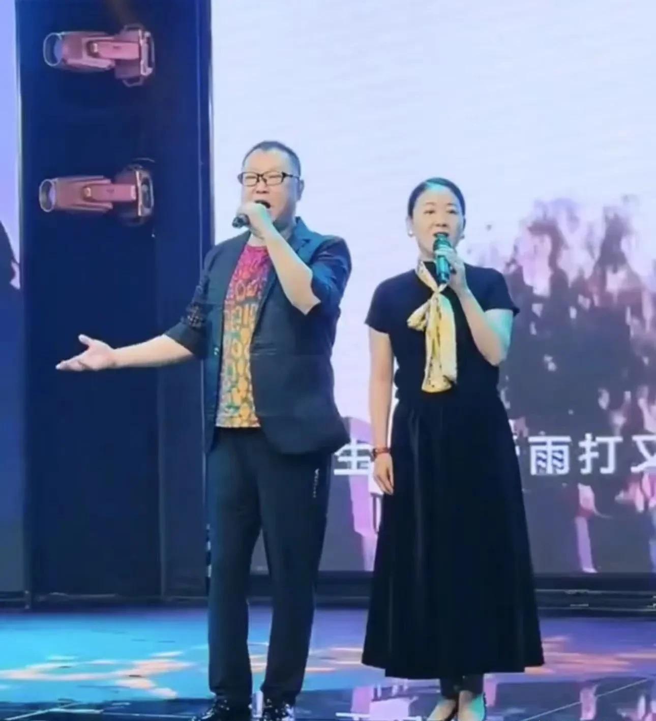 尹相杰|54岁尹相杰罕见露脸，生活潦倒身材暴瘦