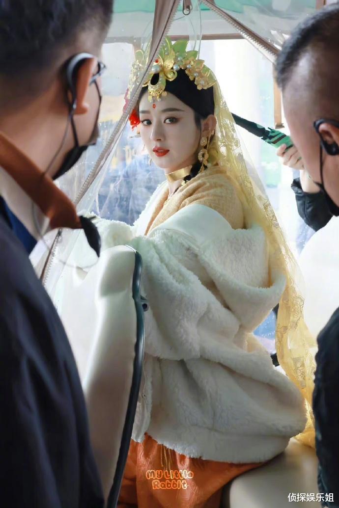 赵丽颖|赵丽颖《萌探3》路透照,cos公孙离变异域公主,明艳灵动太美了