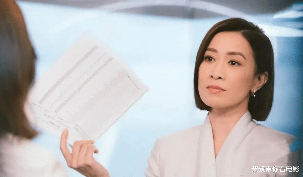 当37岁的高海宁和48岁佘诗曼站在一起,我才明白什么叫“演技炸裂”