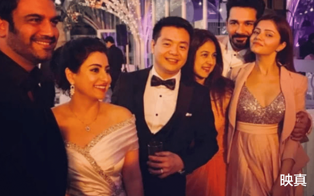 中国厨师小伙苦追印度著名女星,9年坚持终于抱得美人归