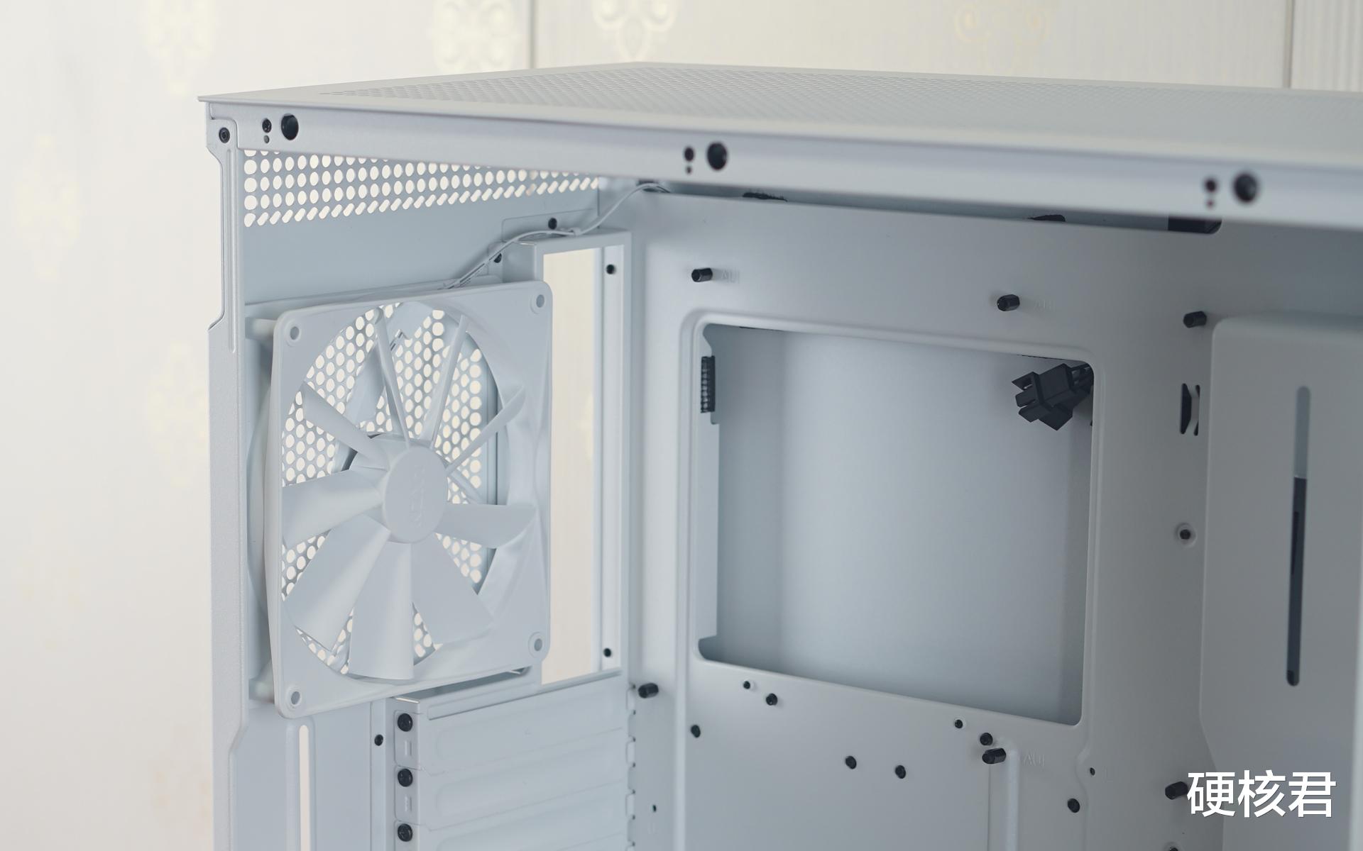 帕米尔|白色美学外观搭配出色性能,13代新平台装机体验!