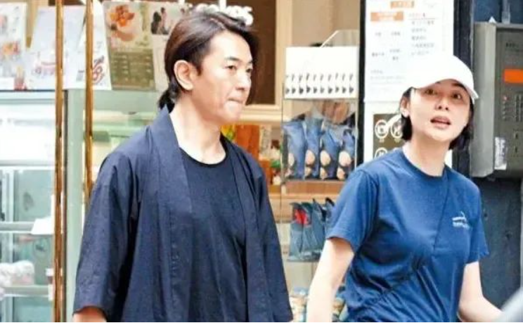 为什么曾经的男神郑伊健会在香港街头如此颓废？他到底经历了什么