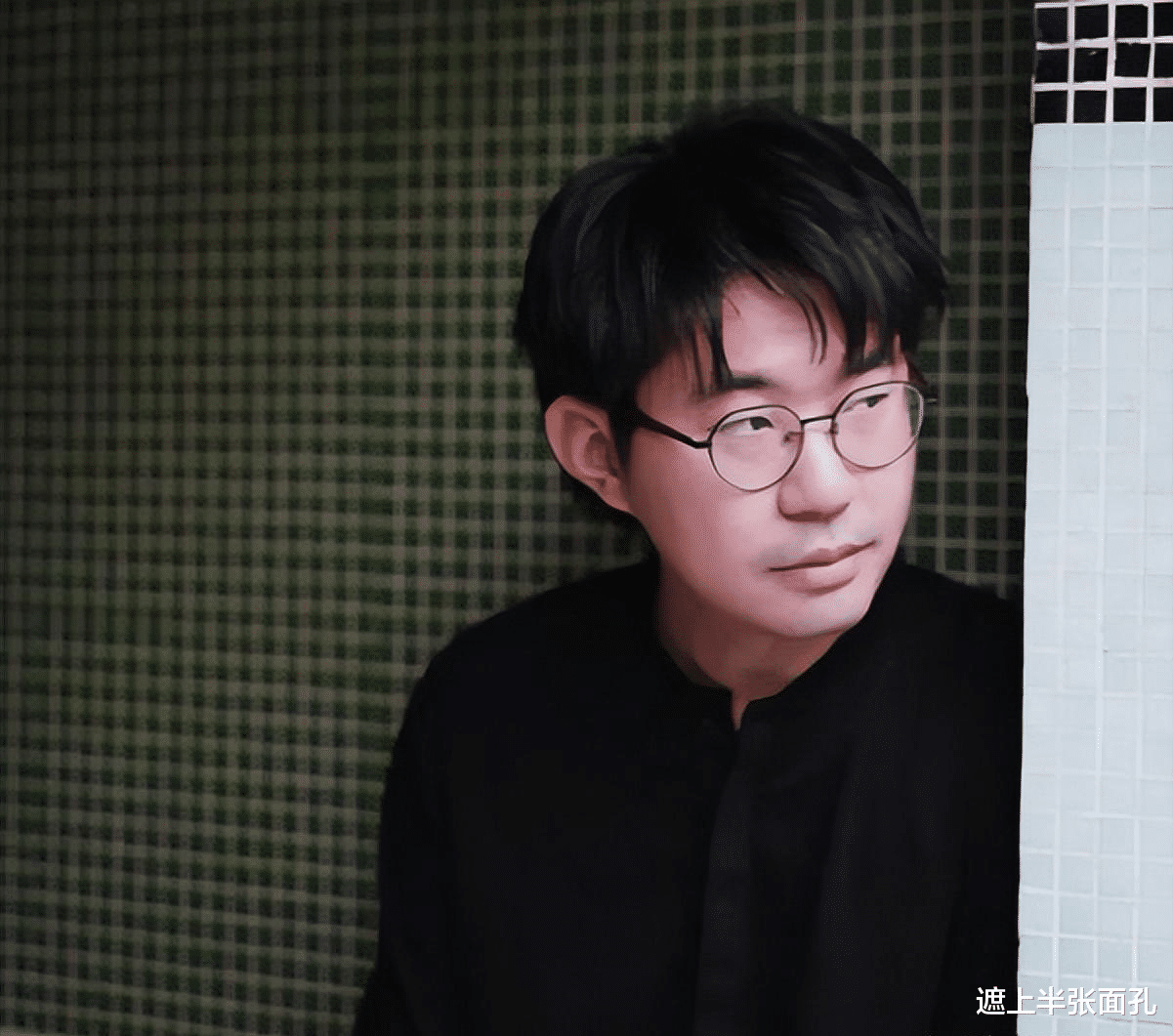 王自健|笑果事件愈演愈烈,现在才明白,王自健为何跟他们玩不到一块去了