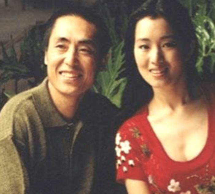 情史混乱的张艺谋公开宣称:一辈子最大的遗憾是等不到她