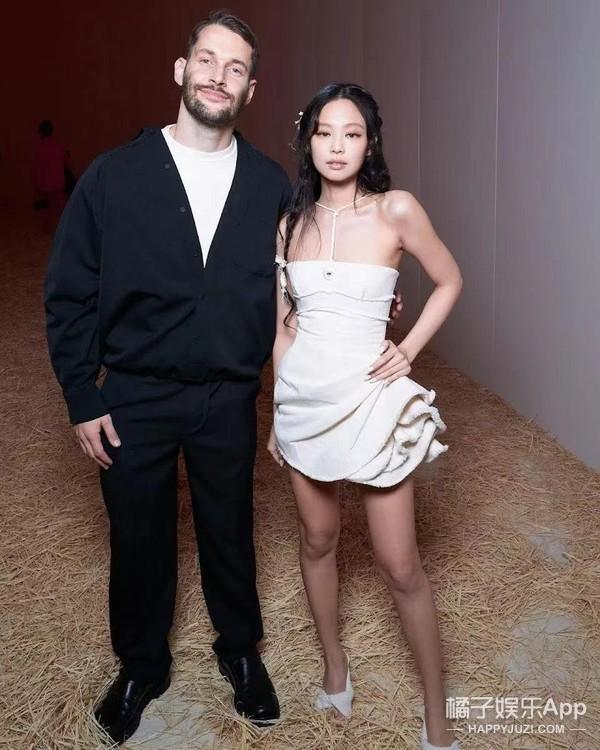 jennie|三番五次没得洗了？Jennie舞台划水引争议，有颜有资源开始飘了？