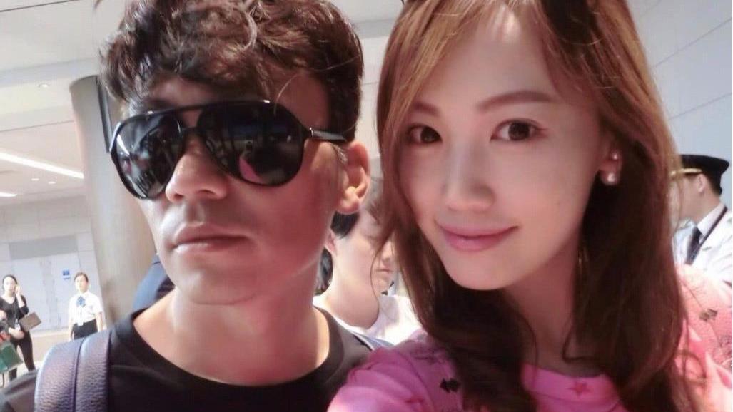 王宝强|王宝强前妻罕见晒娃，儿子闺女穿兄妹装逛商场，网友：关系破冰？