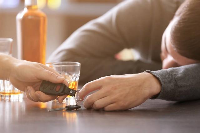 经常半夜突然“自然醒”，难再入睡，是怎么回事？或是这几种毛病