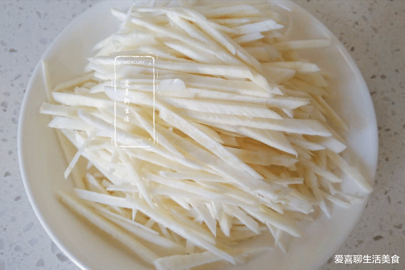 茭白|茭白好吃但不能乱吃,秋季吃茭白的禁忌要知道,别不懂吃!