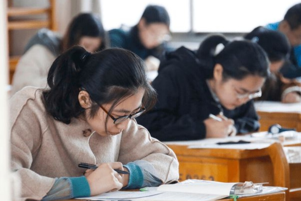 事业单位|事业单位传出好消息,6省招聘打破年龄限制,最高可放宽至45周岁