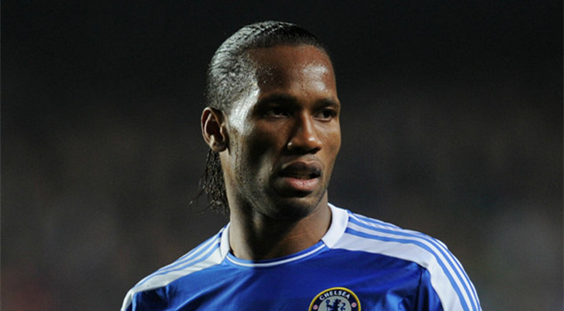 被温格寄予厚望的阿森纳天才中卫森德罗斯只是德罗巴功成名就的背景板