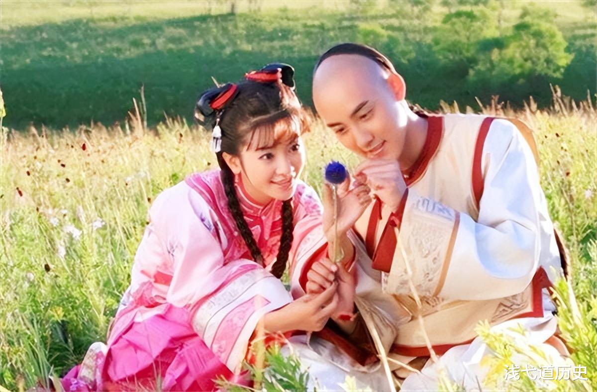 同是嫁给永琪,知画凌晨出嫁,再看小燕子?谁妻谁妾一目了然