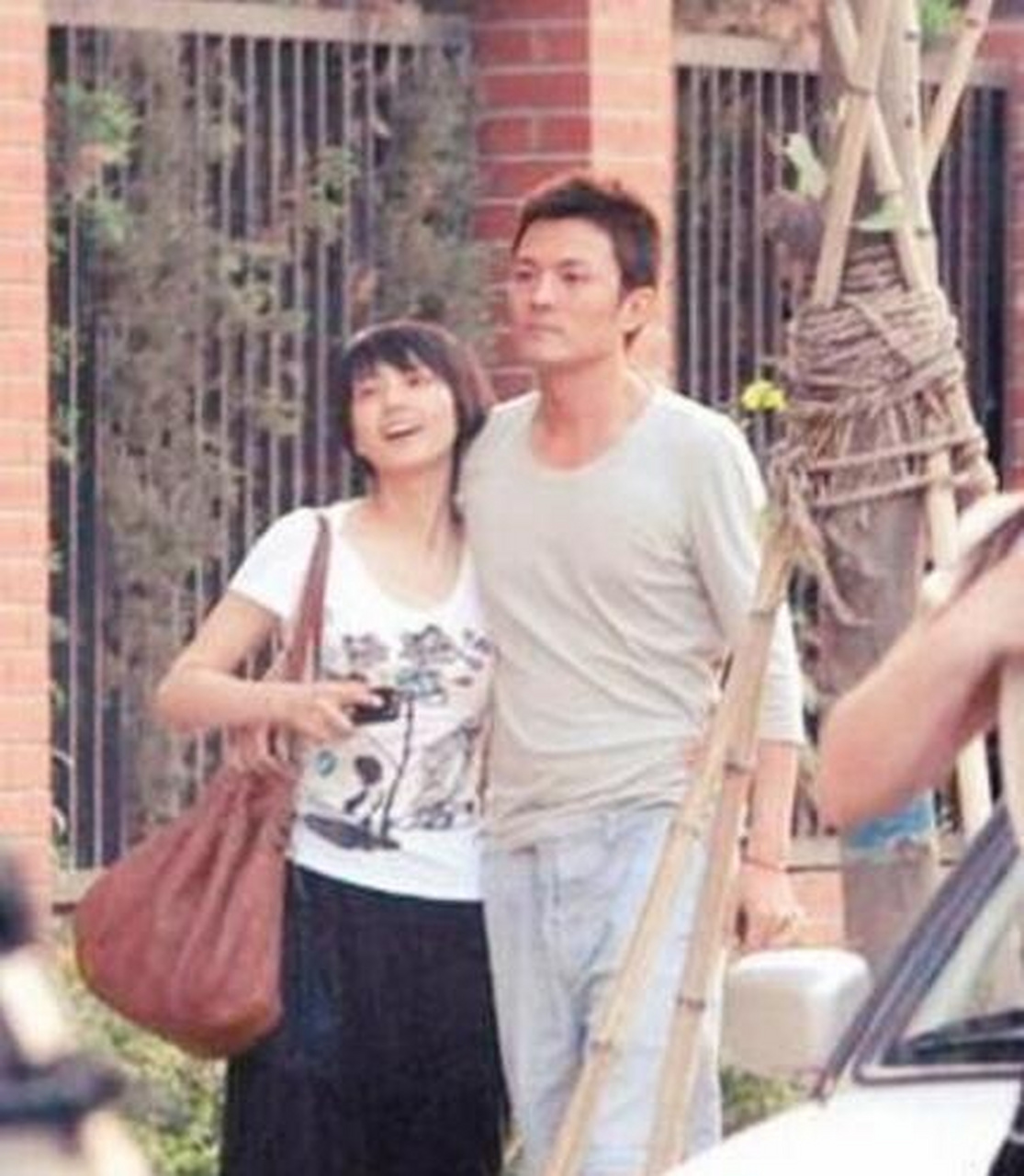 以为他们退圈了,原来是改名了没对上号,本来就不红,改名后更糊了