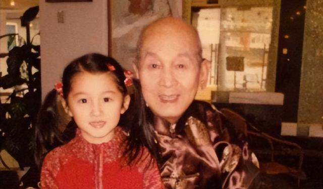 表面是艺人,实则背景通天的4位女星,她们最不怕的就是潜规则