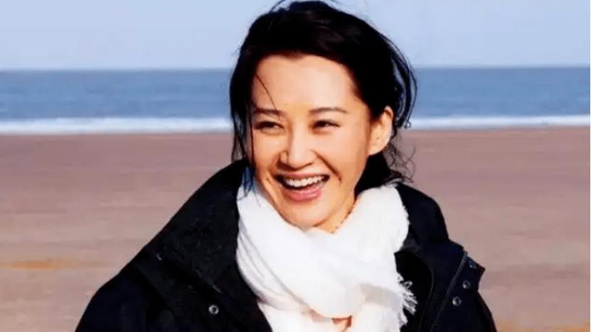 娱乐圈|表面是艺人，实际背景通天的10位女星，她们最不怕的就是潜规则