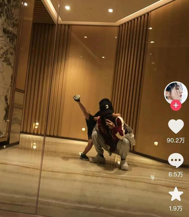 赵丽颖突然宣布喜讯:“是的,他是我的挚爱!”